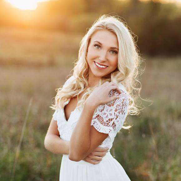 Meet your Posher, Sarah - Picture 1 of 1